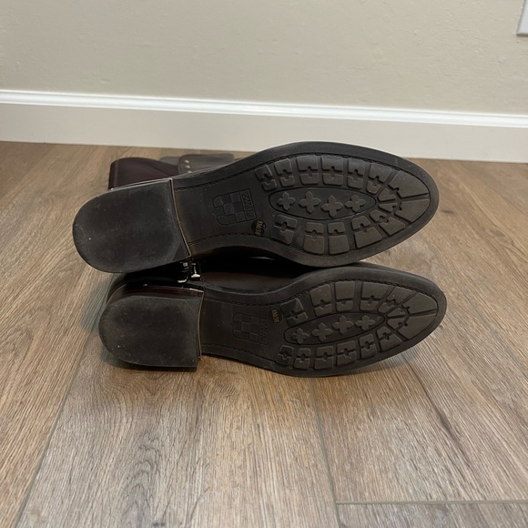 Vince Camuto Pelda Boots - Picture 7 of 8